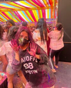 Shehnaaz Kaur Gill Instagram - Rang bhari Holi,Khushiyoo wali Holi, Meri tumhaari sabki hai, Happy wali Holi!! 🤗🤗❤️❤️