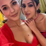 Shehnaaz Kaur Gill Instagram - Knock knock ✊🏻