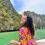 Shehnaaz Kaur Gill Instagram - Dear ocean, thank you for making us feel tiny, humble, inspired, and salty …all at once. 🌊🐬🪸 . . . . . @pickyourtrail @pullmanphuketpanwa Phi Phi Island, Phuket Thailand
