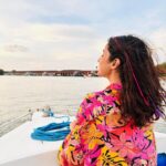 Shehnaaz Kaur Gill Instagram - Dear ocean, thank you for making us feel tiny, humble, inspired, and salty …all at once. 🌊🐬🪸 . . . . . @pickyourtrail @pullmanphuketpanwa Phi Phi Island, Phuket Thailand