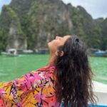 Shehnaaz Kaur Gill Instagram – Dear ocean, thank you for making us feel tiny, humble, inspired, and salty …all at once. 🌊🐬🪸
.
.
.
.
.
@pickyourtrail @pullmanphuketpanwa Phi Phi Island, Phuket Thailand