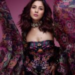 Shehnaaz Kaur Gill Instagram - 🖤🖤🖤🖤. Wearing : @iamkenferns Make up by : @vardannayak Hair by : @cheemabaljit2 Photography: @umedjadeja Manager: @kaushal_j