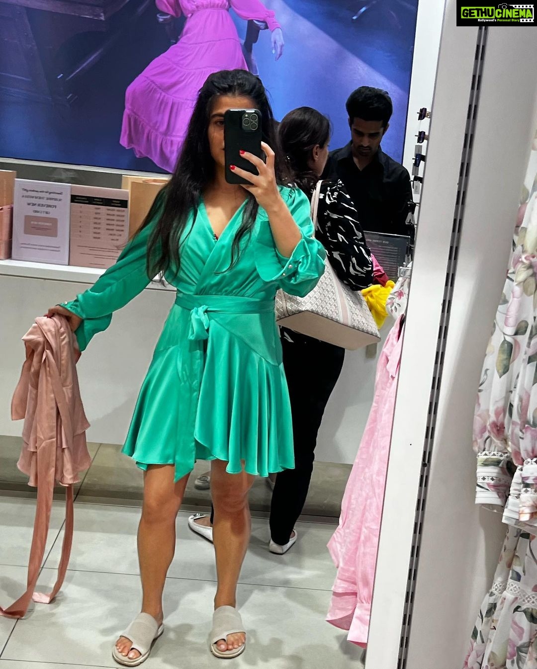Shenaz Treasurywala Instagram - Leaving for Bangalore in the morning!!! Big trip!!! I’m shooting a series with History TV 18 which I am producing, directing, hosting everything!!! What should I pack for Bangalore??? How are these outfits?? Which one?? Official announcement tomorrow ❤️ I’m excited and nervous and anxious!!! Mumbai, Maharashtra
