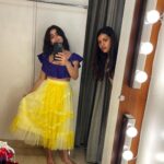 Shenaz Treasurywala Instagram - How are these outfits? Welcome to my dressing room diaries! Looking for the perfect outfit for my show poster and my book cover! Help me choose pleaseee ❤️ Thanks @nikitah_14 for styling me Mumbai, Maharashtra