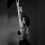Sherlin Seth Instagram - Back to black 🖤 . . 📸 By the very talented @rupalisaagar x @pravintalan @rupalisaagarphotography Location credits @the_artofvisuals HMU . . . . . . . #sherlinseth #blackandwhite #blackandwhitephotography #explorepage #explore #forthegram #forme #foryou #bare #backless #tonedbody #athletics #beauty #mood #tamilactress #bollywood #backmuscles #kashmiri #teluguactress #mumbai Mumbai - मुंबई