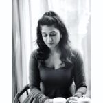 Shilpa Manjunath Instagram - "Life is like a camera, focus on the good times, develop from the negatives, and if things don't work out, take another shot." 📸: @bhoopalm_official 💄 @teddy_palette Hairstylist @hairstoriesbypriyanka Stylist✨-@makmediaandentertainment @mani_aka_mak @karthikrengaraj