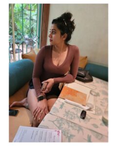 Shilpa Manjunath Instagram - "Behind this witty smile lies a woman who knows her worth, refuses to compare & keeps raising the bar” 
.
#knowyourworth #refusetocompare #unapologeticallyme