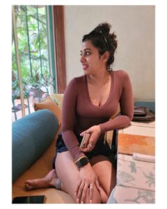 Shilpa Manjunath Instagram - "Behind this witty smile lies a woman who knows her worth, refuses to compare & keeps raising the bar” 
.
#knowyourworth #refusetocompare #unapologeticallyme