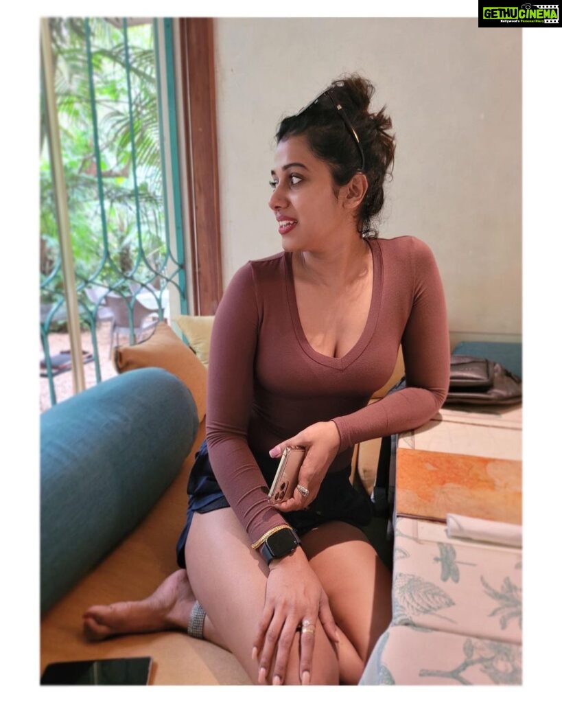 Shilpa Manjunath Instagram - "Behind this witty smile lies a woman who knows her worth, refuses to compare & keeps raising the bar” . #knowyourworth #refusetocompare #unapologeticallyme