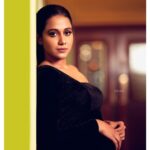 Shilpa Manjunath Instagram - Hey thr ☺️😘 Photography 📸 : @sense8photography Costumes designer👗 : @dharaniofficialpage Makeup 💄@teddy_palette Hairstylist @thamizh.hairstylist Shoot Organised by @makmediaandentertainment @mani_aka_mak @karthikrengaraj
