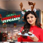 Shilpa Shetty Instagram – Christmas is around the corner and it’s time to indulge in some lip-smackin’ desserts. So, today I’m making the Crème Christmas Cupcakes, which are not just deliciously colourful but also completely healthy and gluten-free. Treat to yourself to these yummy cupcakes and don’t forget to enjoy your very own #SundayBinge, this Christmas🧑‍🎄✨🤪🎄🧁

#TastyThursday #SwasthRahoMastRaho #ChristmasSpecial #CremeChristmasCupcakes #desserts #holidays #DecemberSpecial