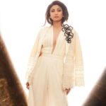 Shilpa Shetty Instagram - Lit ✨ #fortheloveofwhite #tooblessedtobestressed #gratitude