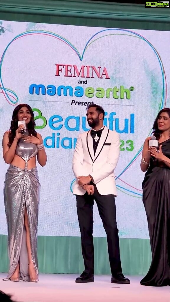 Shilpa Shetty Instagram - From those humble beginnings back in the day to becoming a Unicorn... what a wonderful journey it has been for all of us at @mamaearth.in 🧿♥️⚡ Last night was about honoring the #BeautifulIndians2023 for their contributions to society and also celebrating the #GoodnessInside all. Here’s to the next milestone and the ones after that, @ghazalalagh and @varunalagh 🎉🥳🏆 #MamaearthBeautifulIndians2023 #mamaearth #grateful #blessed #healthylifestyle #aboutlastnight