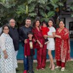 Shilpa Shetty Instagram - The ones who love, support, and build you up through it all. The ones who are always there for you. Cherish them, value them, and hold them closest… always! ✨♥️😘🧿 #InternationalDayOfFamilies #gratitude #blessed #happiness #love