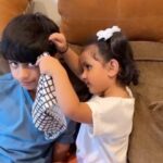 Shilpa Shetty Instagram – Siblings are the best… even if they punch you in the head, they still ice the bump🤣♥️😂 On Sibling’s Day (and every day), there’s nothing more motivating for me than seeing these two halves of my heart together🧿🥹♥️

How are you spending the day with your arch nemesis-cum-partner in crime-cum-confidante-cum-advisor-cum-best friend-cum-cheerleader-cum-tattletale… (the list is really long)?😅🤗

Love you, my Tunki @shamitashetty_official, can’t live without you ♥️🧿

#SiblingsDay #MondayMotivation #brothersister #love #family #gratitude #blessed #BondForLife