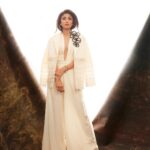 Shilpa Shetty Instagram - Lit ✨ #fortheloveofwhite #tooblessedtobestressed #gratitude