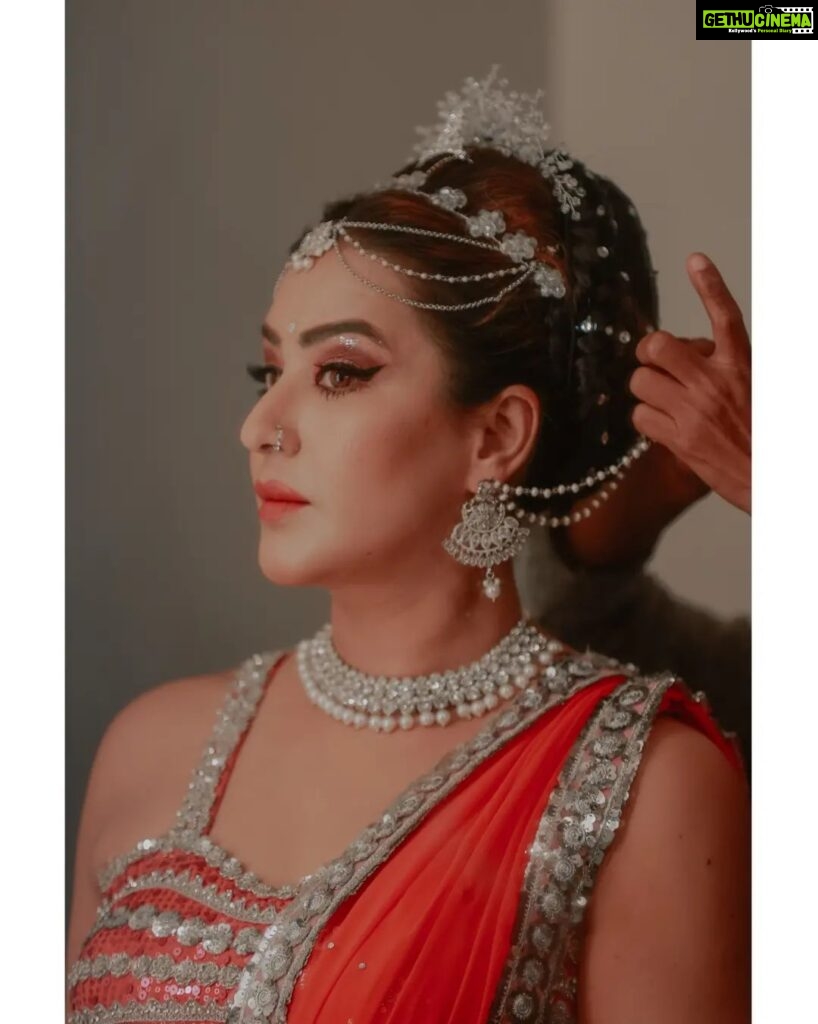 Shilpa Shinde Instagram - 💕💕⚡⚡ Lovely outfit 👗by very talented @iamkenferns 😍 Jhalak Dikhhla Jaa every Sat Sun at 8 pm on @colorstv #JhalakDikhhlaaJaa #JDJ #JDJ10 #shilpashinde #bollywood #bollywoodtheme #dance #realityshow