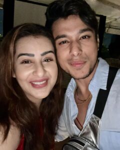 Shilpa Shinde Instagram - It's about last night🎉
Happy Birthday @mr_faisu_07🎂💕

Jab  hum kisi ko pasand karte hain aur phir jab personally unko milte hain toh uss time ki feelings kya  hoti hai..I can relate as a fan after meeting you all..
love to all😍❤

@nishantbhat85
@pratiksehajpal
@paras_kalnawat 
@munawar.faruqui
@rajivadatia
@nishchal08
@deepti_n
@pratikutekar.official

#JhalakDikhhlaJaa
#JhalakDikhhlaJaa10 #faisalshaikh #birthdaybash #shilpashinde #nishantbhat #pratiksehajpal #paraskalnawat #munawarfaruqui #funtimes