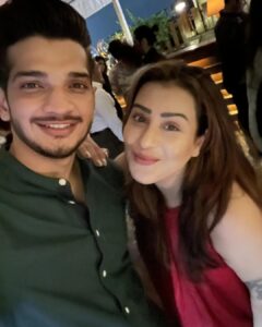 Shilpa Shinde Instagram - It's about last night🎉
Happy Birthday @mr_faisu_07🎂💕

Jab  hum kisi ko pasand karte hain aur phir jab personally unko milte hain toh uss time ki feelings kya  hoti hai..I can relate as a fan after meeting you all..
love to all😍❤

@nishantbhat85
@pratiksehajpal
@paras_kalnawat 
@munawar.faruqui
@rajivadatia
@nishchal08
@deepti_n
@pratikutekar.official

#JhalakDikhhlaJaa
#JhalakDikhhlaJaa10 #faisalshaikh #birthdaybash #shilpashinde #nishantbhat #pratiksehajpal #paraskalnawat #munawarfaruqui #funtimes