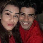 Shilpa Shinde Instagram – It’s about last night🎉
Happy Birthday @mr_faisu_07🎂💕

Jab  hum kisi ko pasand karte hain aur phir jab personally unko milte hain toh uss time ki feelings kya  hoti hai..I can relate as a fan after meeting you all..
love to all😍❤

@nishantbhat85
@pratiksehajpal
@paras_kalnawat 
@munawar.faruqui
@rajivadatia
@nishchal08
@deepti_n
@pratikutekar.official

#JhalakDikhhlaJaa
#JhalakDikhhlaJaa10 #faisalshaikh #birthdaybash #shilpashinde #nishantbhat #pratiksehajpal #paraskalnawat #munawarfaruqui #funtimes