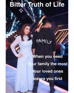 Shilpa Shinde Instagram - Koi Kaafi "Akela" hai.
Aur Koi "Akela" hi "Kaafi" hai🙂

#JhalakDikhhlaJaa #JDJ #JDJ10 #JhalakDikhhlaJaa10 #FamilySpecial #ShilpaShinde
@colorstv @nishchal08