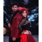Shilpa Shinde Instagram - Retro Week🥁💃🏻 Frns, Don't miss it❤️ 👗: @iamkenferns @colorstv @nishchal08 #JhalakDikhhlaJaa #JDJ #JDJ10 #JhalakDikhhlaJaa10 #retrospecial #retro #shilpashinde #retrobollywood #dance #danceshow #friday #fridayvibes