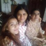 Shilpa Shinde Instagram – Yah main hun yah Meri Bhanji hai aur yah Meri Bhanji ki Nani hai🤓💖