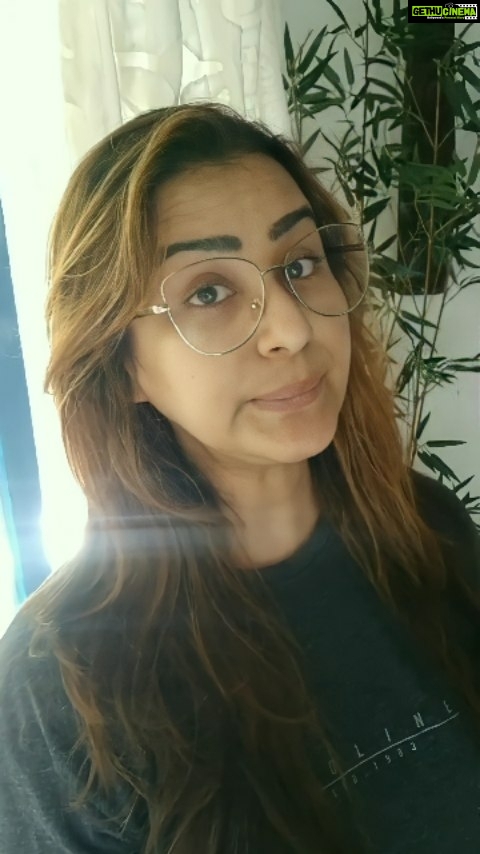 Shilpa Shinde Instagram - Duniya *****hai ye mere chahane walo ke liye nahi hai 🤗 toh mere chahane walon, comment box mein Jarur likhna ki aapko mujhse Mohabbat hai !!! Mohabbat hai !!! Mohabbat hai!! ❤️❤️❤️ #reelsinstagram #reelitfeelit #funtimes #mohabbat #reelkarofeelkaro #explorepage #trending