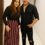Shilpa Shinde Instagram - ❤️ a good director creates an environment, which gives the actor the encouragement to fly. @kapil_kaustubh_sharma #MargaonTheClosedFile #reelsinstagram #reelitfeelit #funnyreels #shooting #dubbing #series #funtimes #trending #reelkarofeelkaro
