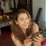 Shilpa Shinde Instagram - 😂ghanta #funtimes #instareels #funnyvideos #reelkarofeelkaro #masti #viralvideos #funnyreels #trending Juhu, Maharashtra, India