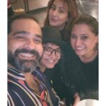 Shilpa Shinde Instagram – ❤❤🥳💃🎂

@ashutoshshindephotography @trupti.patel.a.shinde @niasharma90 @deepti_n @iam_mannugiri 

#birthday #celebration #shilpashinde #funtimes #family #blessed