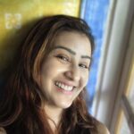 Shilpa Shinde Instagram - Shayad mere chahane walon ke liye mera muskurana hi kafi hai💖✨ Have a great Sunday 🤗 #sundayvibes #laugh #sundaymood☀️ #smile #mood