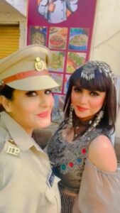 Shilpa Shinde Instagram - #BTS with beautiful @sayantanighosh0609 ❤❤

#MaddamSir #policeofficer #Police  #shilpashinde #reels #trending #instareels #wednesday #entertainment #funtimes #reelsinstagram #wednesdayvibes #masti
#reelsvideo #teranasha