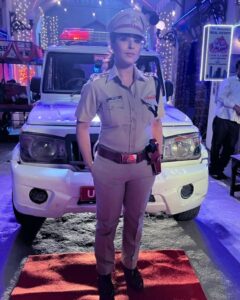 Shilpa Shinde Instagram - I'm so excited to play the role of  ACP  Naina Mathur in "#MaddamSir-Kuch Baat Hai, Kyunki Jazbaat hai" & I hope you all will love her..Will try my best to entertain all of you❤️
 & 
Wishing a very #HappyMakarSankranti #Bihu, #Pongal, & #Uttarayan to all😍
तिळ गुड घ्या गोड गोड बोला😊🌾

#MaddamSirOnSonySAB 
#comedy #entertainment #shilpashinde #saturday #saturdayvibes 
@sonysab