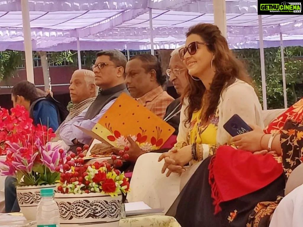 Shilpa Shinde Instagram - Overwhelmed to attend the Youth week festival of @anselmoffice šš¤š #Jaipur #PinkCity #ShilpaShinde #collegefest #monday #mondayvibes #funtimes #blessed St Anselm's Pink City School, Malviya Nagar, Jaipur