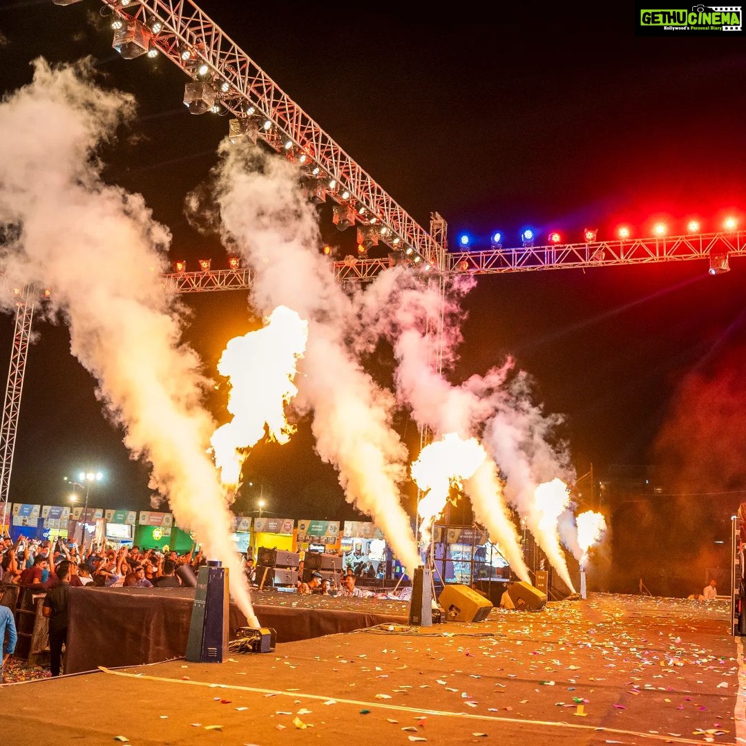 Shilpi Sharma Instagram - The adrenaline rush on seeing a massive crowd ... It's a surreal feeling knowing that I have the power to make them dance , laugh, and let go. ... . . . . #djlife #crowd #unleashtheenergy #music #power #lights #stage