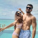 Shiny Doshi Instagram – High 5 to us.🌟

#happy5baby ❤️
#jabwemet