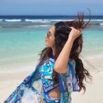 Shiny Doshi Instagram - Left a piece of my heart here❤️🫶 #maldives #beach #islandgirl #ocean #bluesea #sky #sand #goodlife #travel #adventure #happy #stateofmind #explorar #oceanlover #peace #rejuvenation #mykindaplace #shinydoshi #throwback Finolhu Baa Atoll