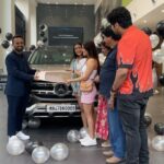 Shivangi Joshi Instagram – Welcoming a new addition to the family..🫶🏻🥹🤍✨

@autohangar 
@yashakayp Mumbai – मुंबई