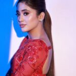 Shivangi Joshi Instagram – Kindness is Free, Sprinkle that Stuff Everywhere…🤍

Merry Christmas✨

Outfit @juliebyjulieshah
Styled by @stylingbyvictor @sohail__mughal___
Earrings @rubans.in x @kushalsfashionjewellery
Assisted by @styleby_antara
Hair @sunny_hairr
Makeup @makeupbyanshu
Clicked by @amitkhannaphotography
