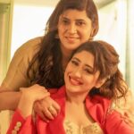 Shivangi Joshi Instagram - Happy birthday mumma..🫶🏻 I love you..🤍