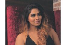 Shivani Narayanan Instagram - Life is tough but so am I . @prachuprashanth @chaitanyarao_official