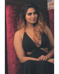 Shivani Narayanan Instagram - Life is tough but so am I . @prachuprashanth @chaitanyarao_official
