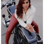 Shivani Narayanan Instagram - Weekend chilling be like 😉 #bmwr18 Concept @shamini_shankar_official Photography @sathish_photography49 Makeup & Hair @ratnamakeupartist Thanks for the bike bro @mohankumartoday 🏍️ #bmwr18