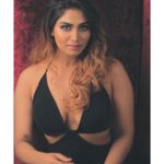 Shivani Narayanan Instagram - Life is tough but so am I . @prachuprashanth @chaitanyarao_official