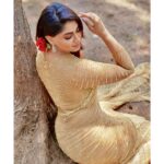Shivani Narayanan Instagram – Some that glitters are gold . 

@shamini_shankar_official 
@sathish_photography49 
@ratnamakeupartist 
@mayon_by_subhathracouture
