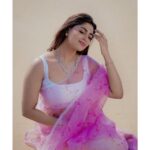 Shivani Narayanan Instagram – Hey you 🥀

@shamini_shankar_official 
@sathish_photography49 
@aviradiamonds 
@ratnamakeupartist