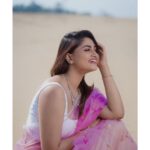 Shivani Narayanan Instagram – Hey you 🥀

@shamini_shankar_official 
@sathish_photography49 
@aviradiamonds 
@ratnamakeupartist