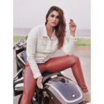 Shivani Narayanan Instagram - Weekend chilling be like 😉 #bmwr18 Concept @shamini_shankar_official Photography @sathish_photography49 Makeup & Hair @ratnamakeupartist Thanks for the bike bro @mohankumartoday 🏍️ #bmwr18