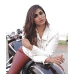 Shivani Narayanan Instagram – Weekend chilling be like 😉 
#bmwr18 

Concept @shamini_shankar_official 
Photography @sathish_photography49 
Makeup & Hair @ratnamakeupartist 
Thanks for the bike bro @mohankumartoday 🏍️ #bmwr18